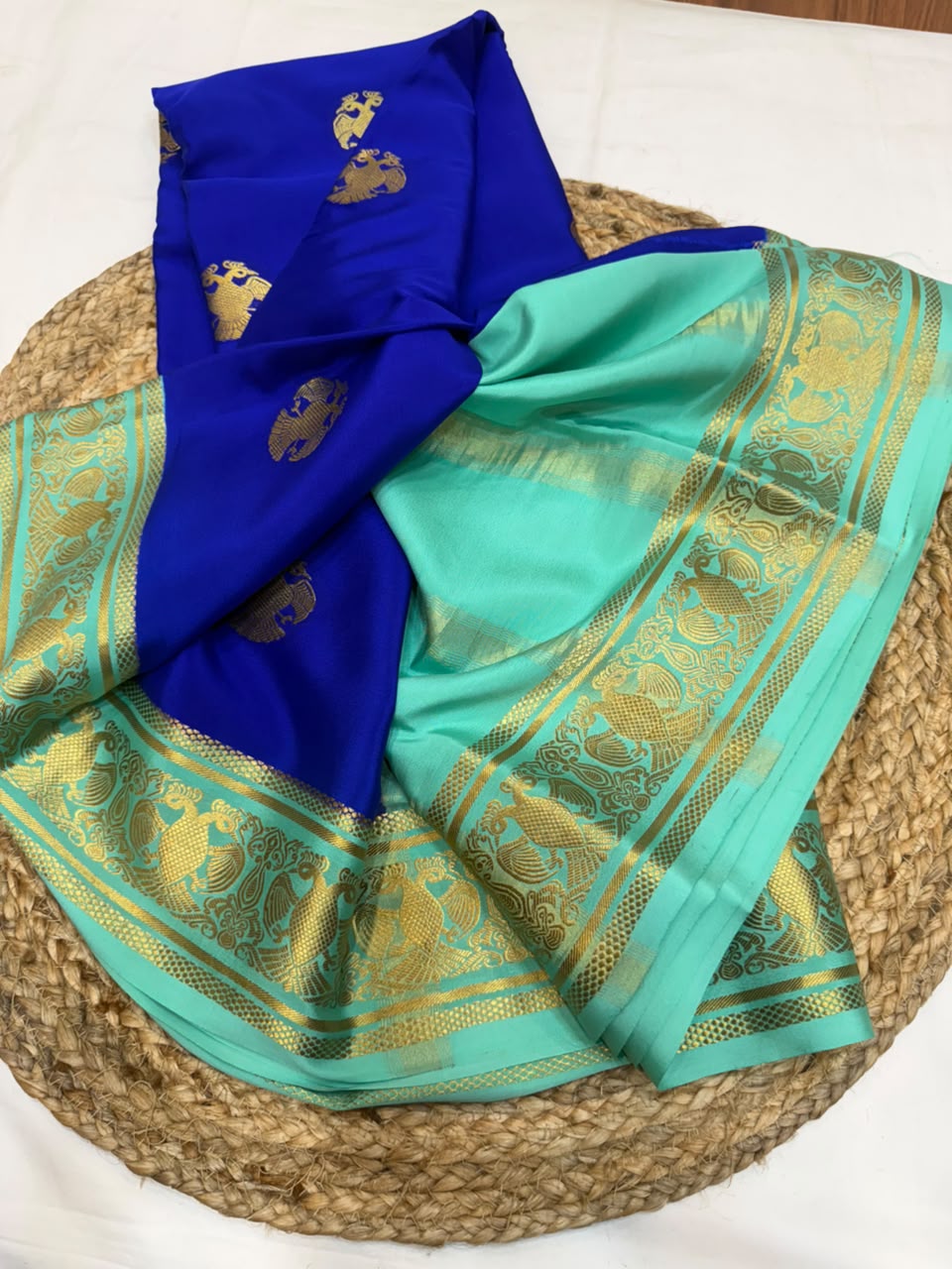 Mysore silk sarees contrast pattern