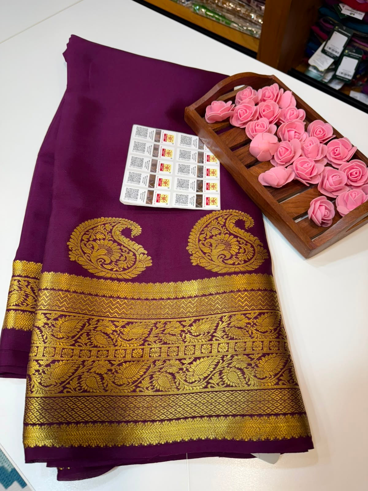 Mango motif peacock border wich rich Pallu