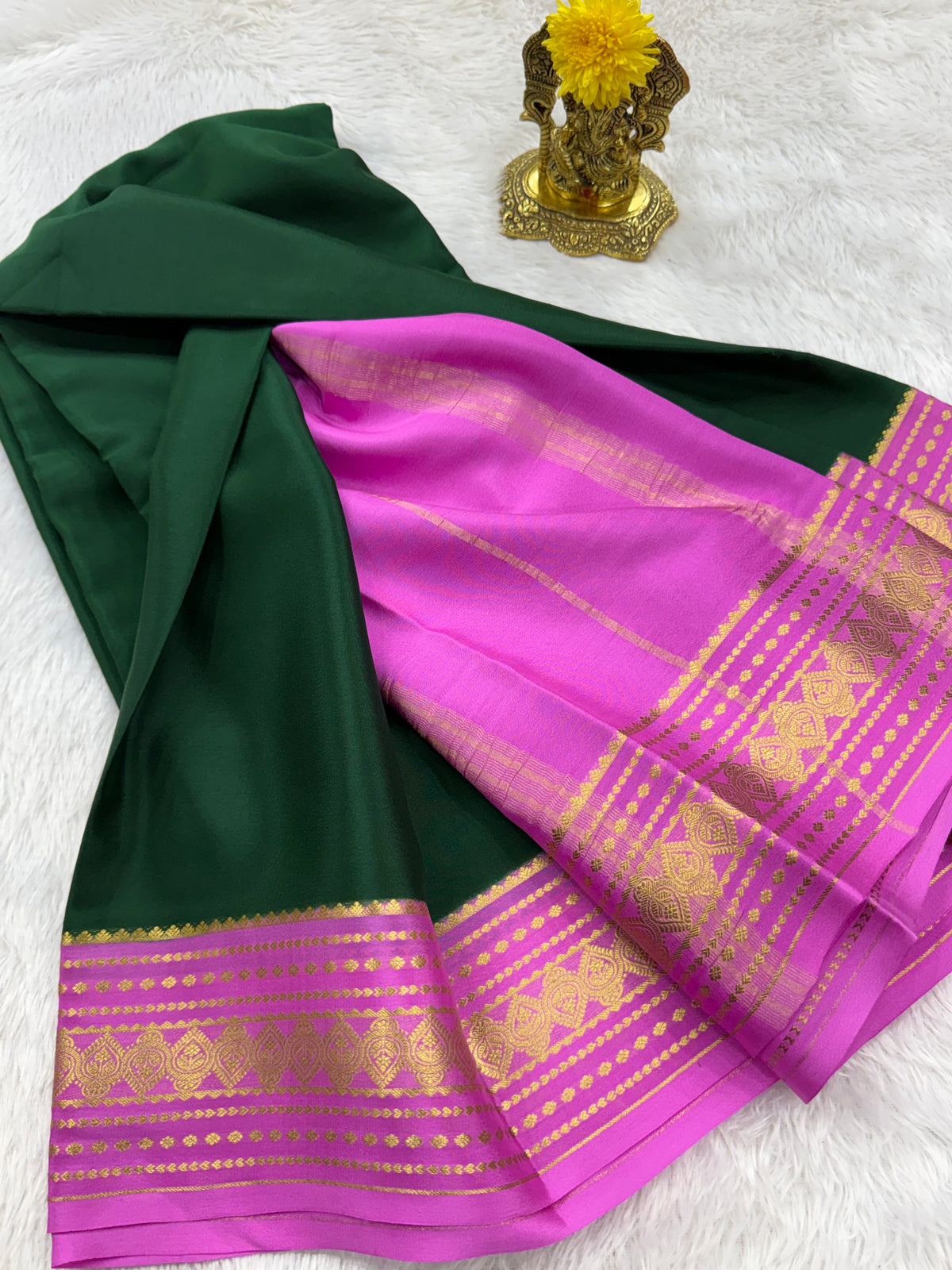 Contrast thick border
