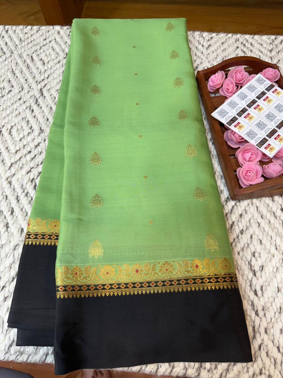 Mysore silk sarees Butta pattern