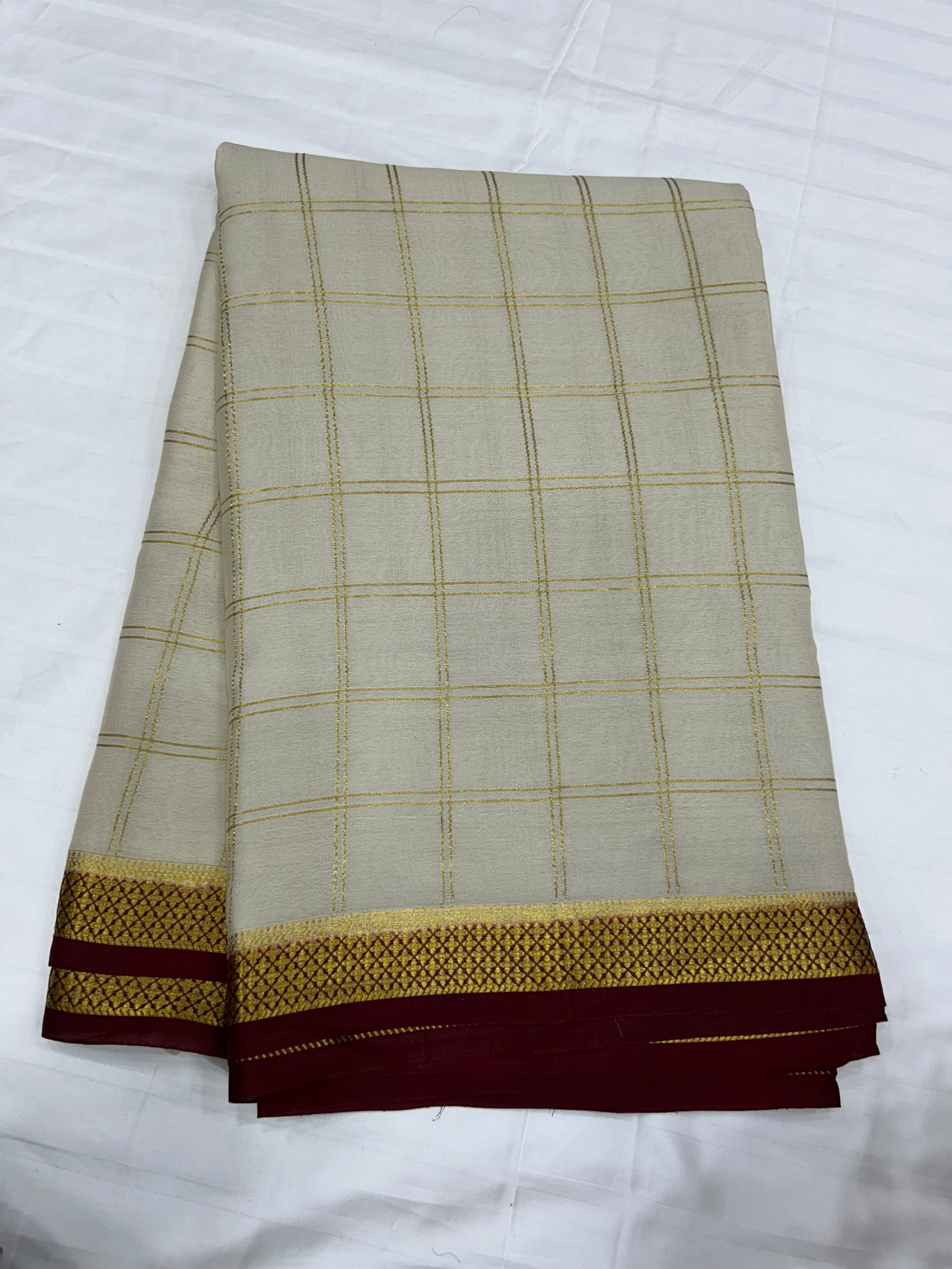 Contrast checks Mysore silk