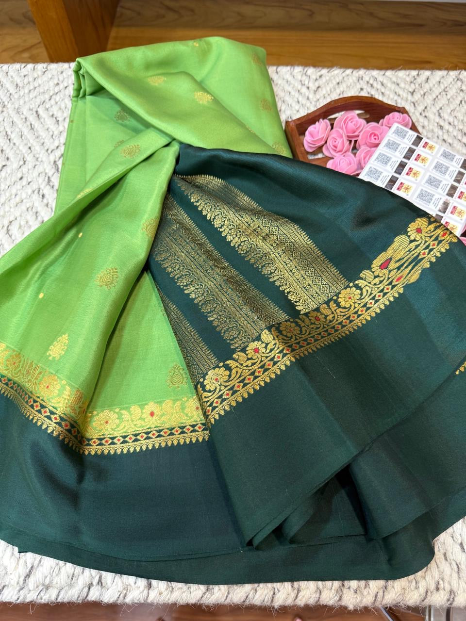Mysore silk sarees Butta pattern