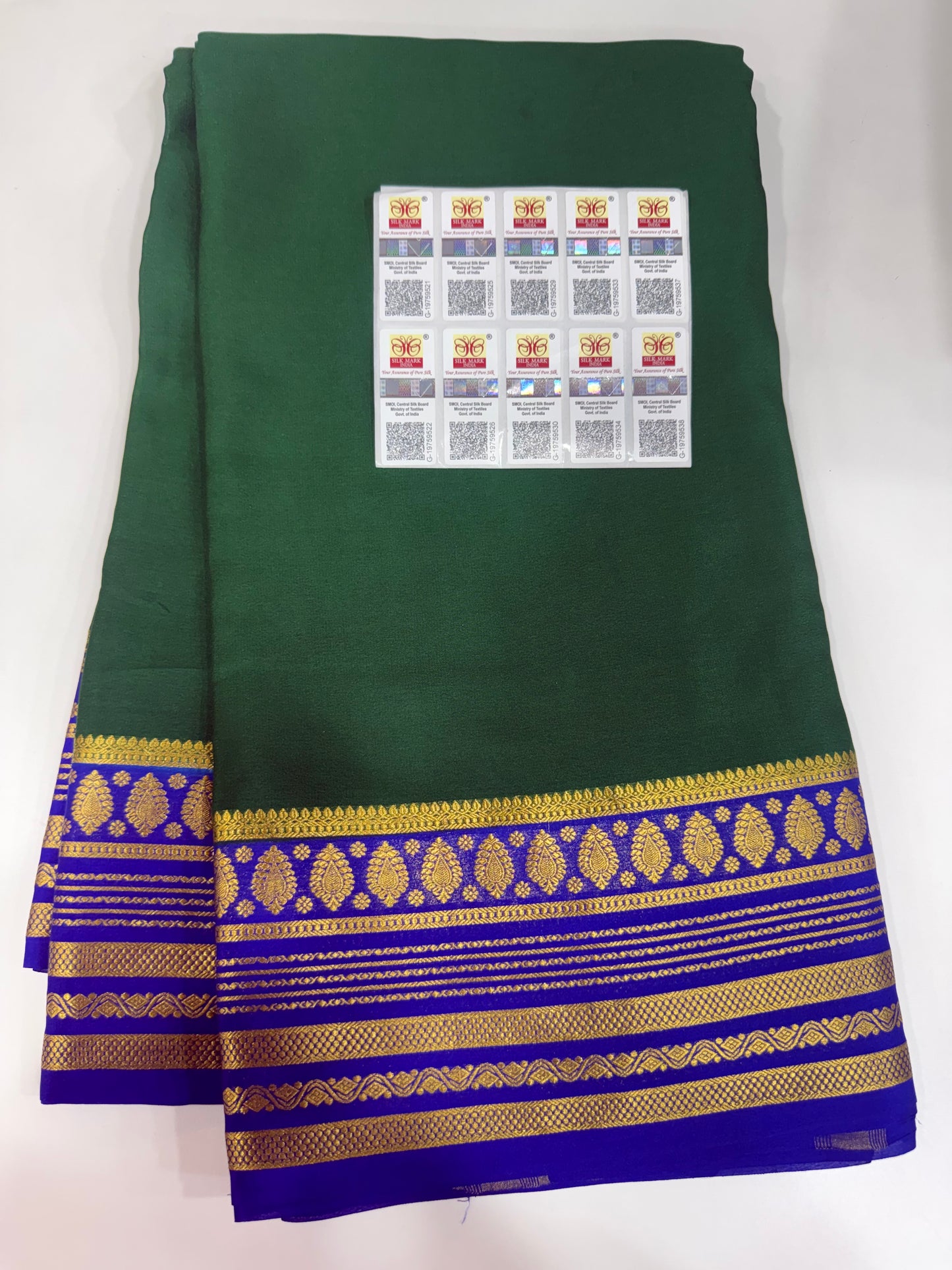 Thick border contrast sarees
