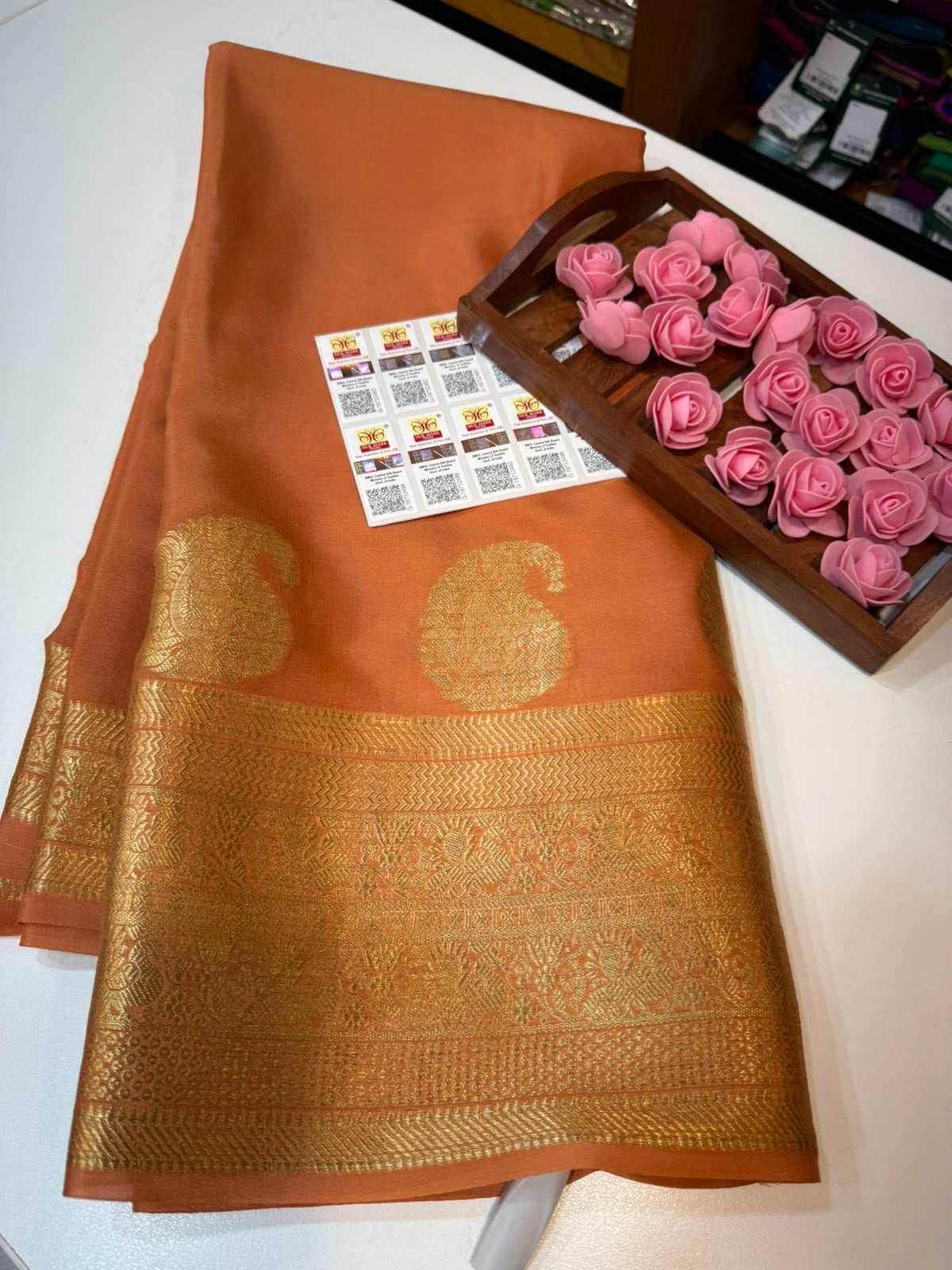 Mango motif peacock border with rich Pallu