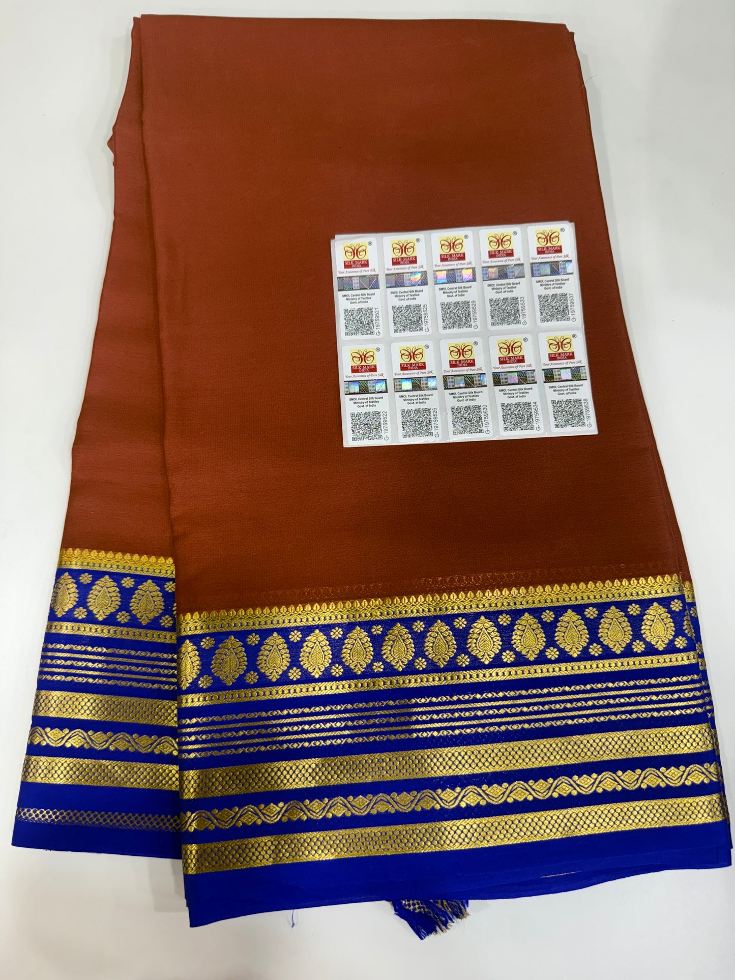 Thick border contrast sarees