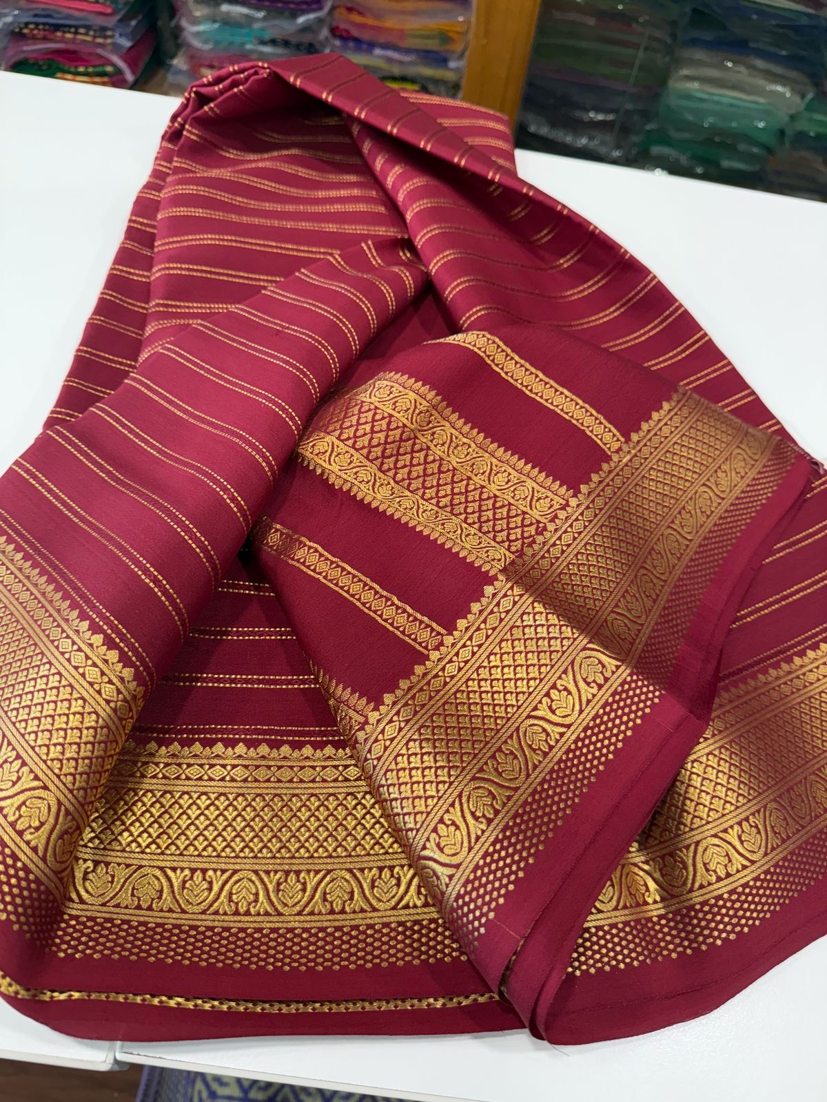 😍All over saree zari consumption with beautiful color combination 😍