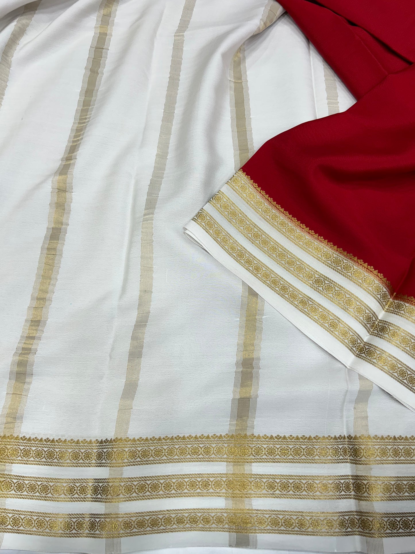Contrast Mysore silk