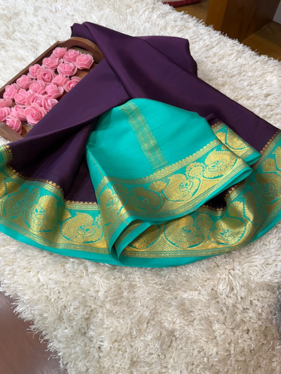 Mysore silk sarees contrast pattern