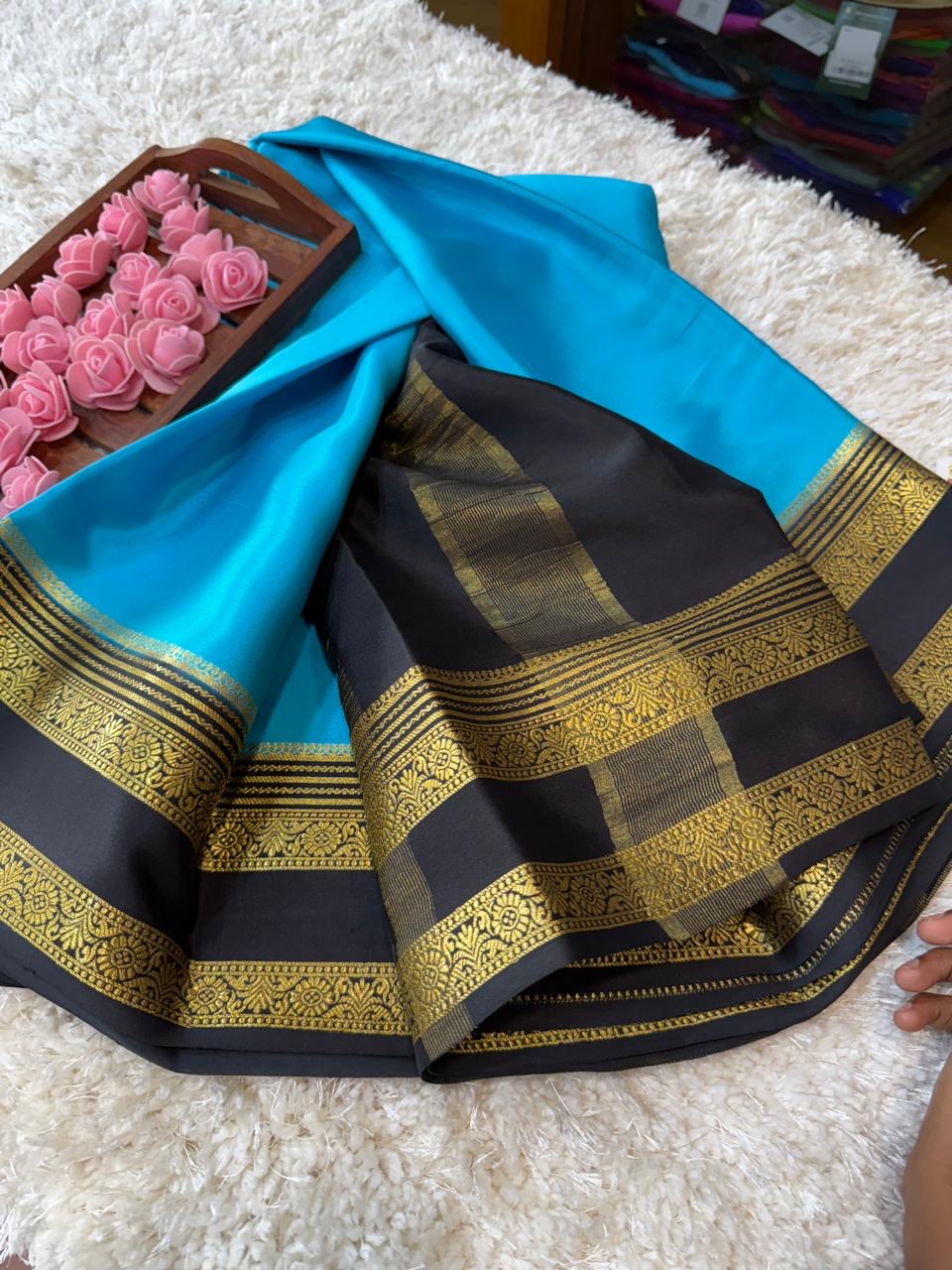 Mysore silk sarees contrast pattern