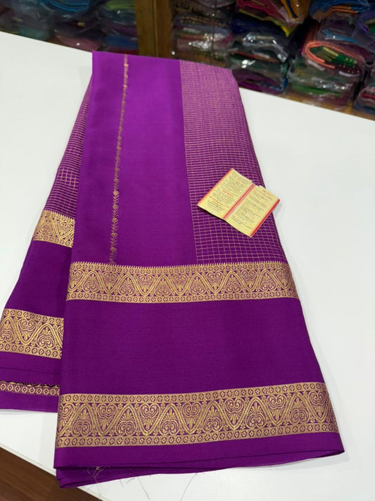 ❤️Exclusive border with motifs on the body