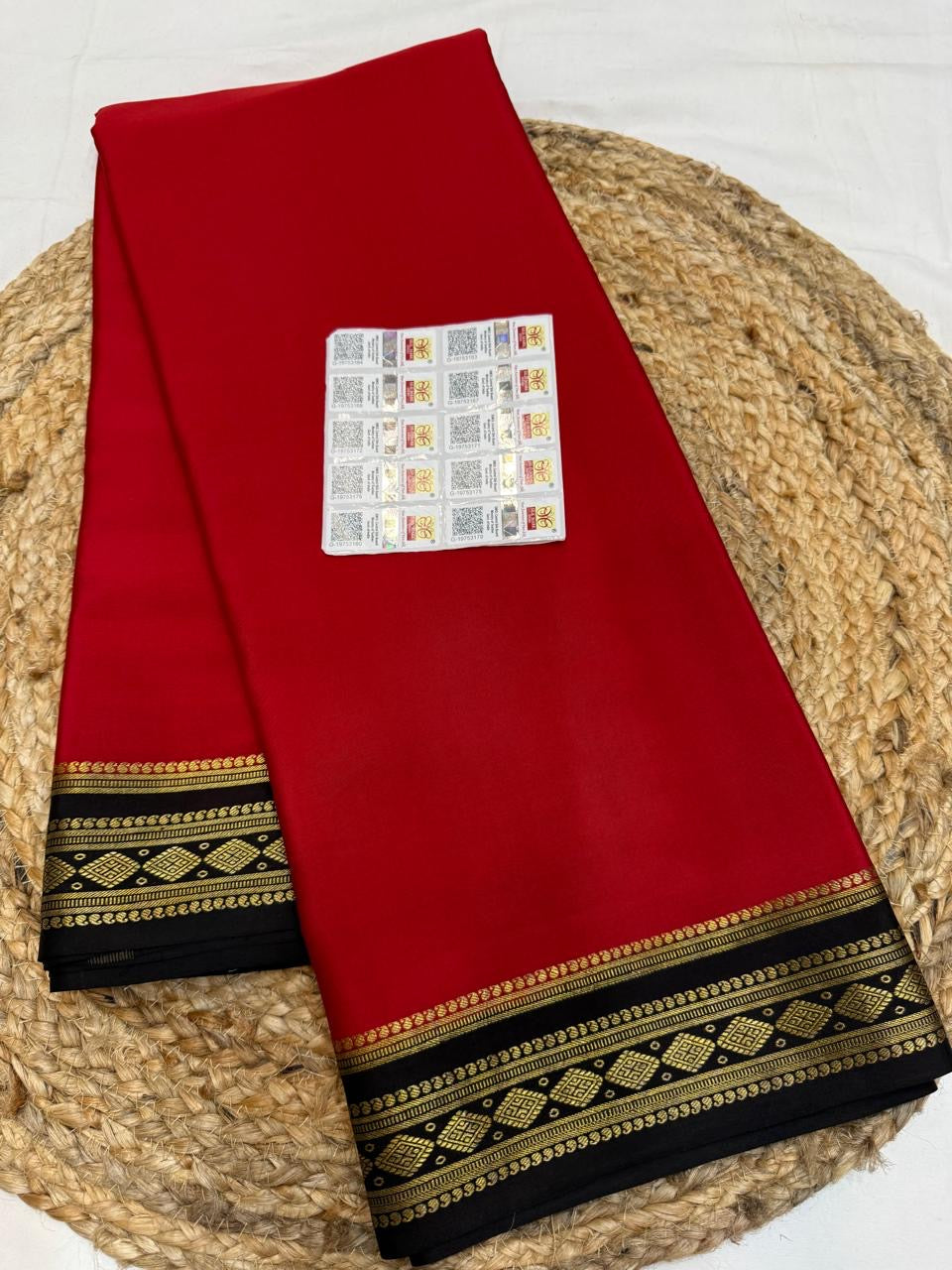 Mysore silk sarees contrast pattern