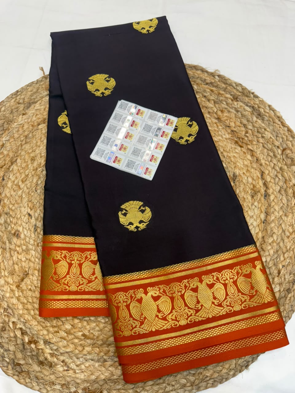 Mysore silk sarees contrast pattern