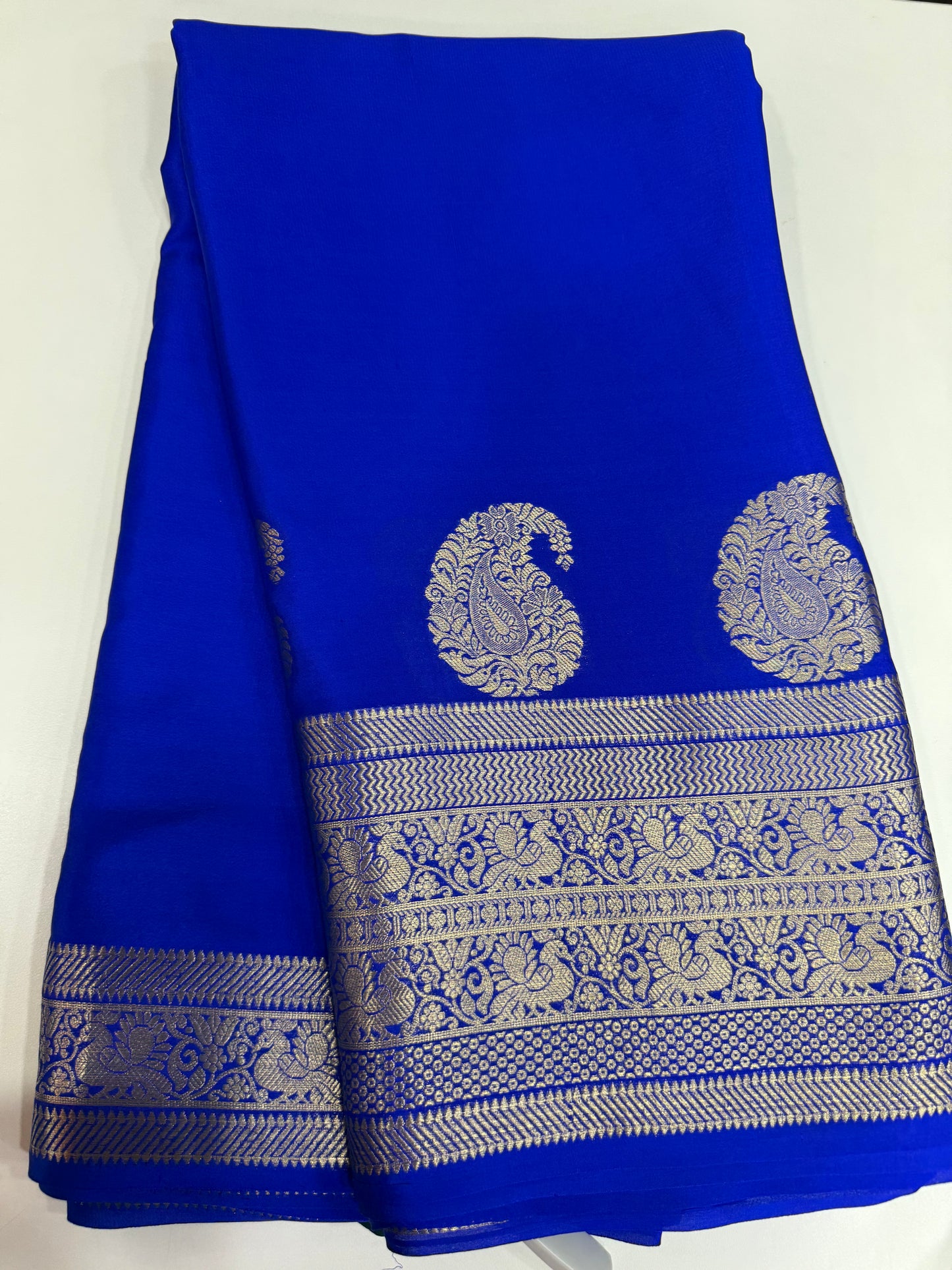 Mango motif peacock border with rich pallu