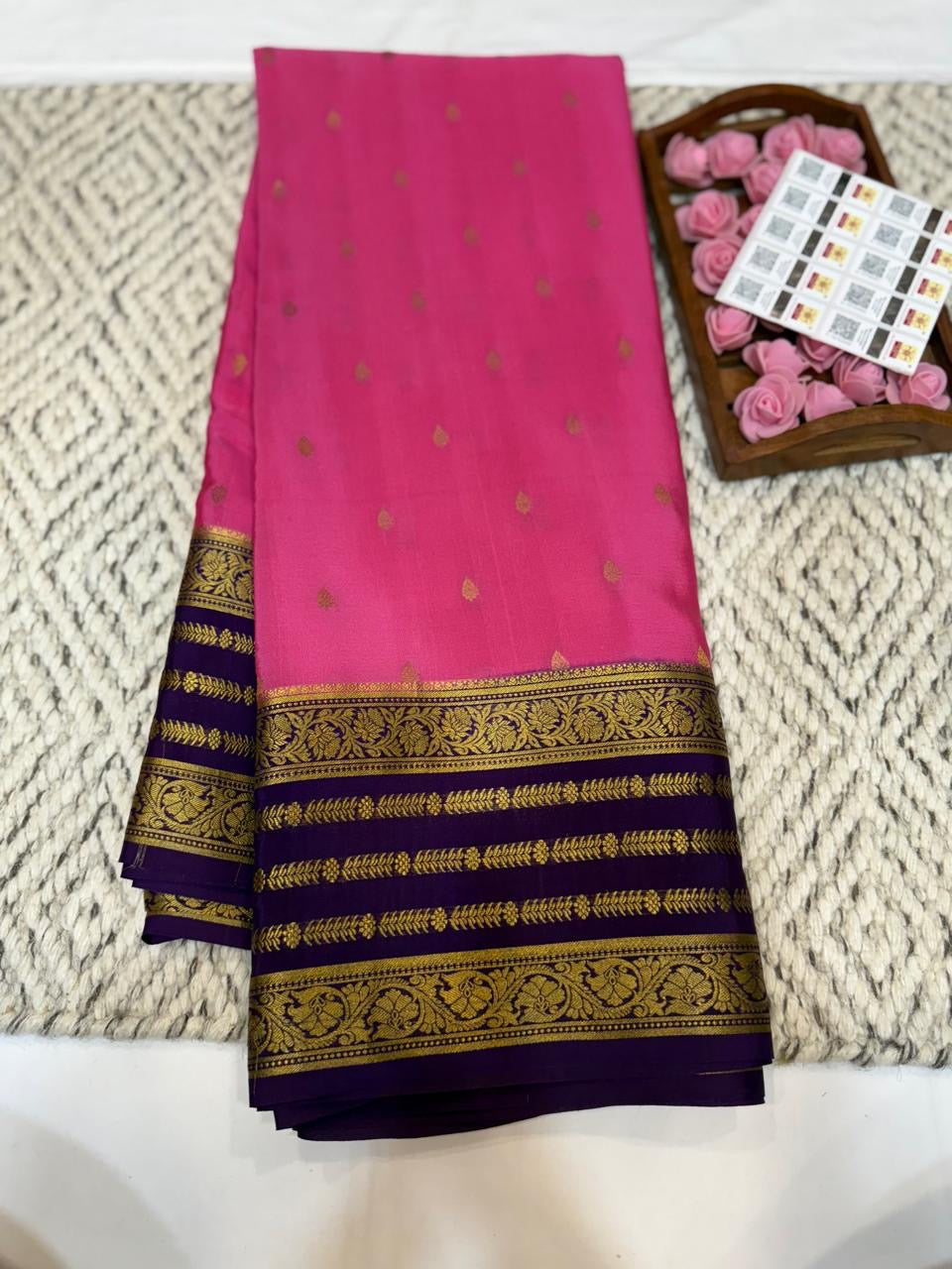 Mysore silk sarees Butta pattern