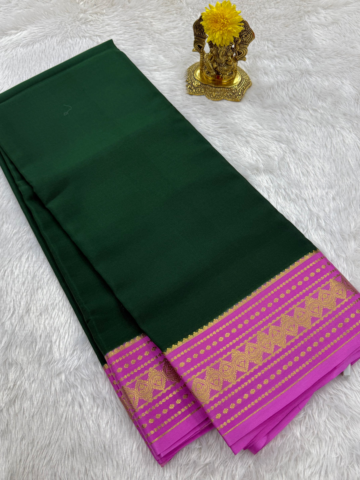 Contrast thick border