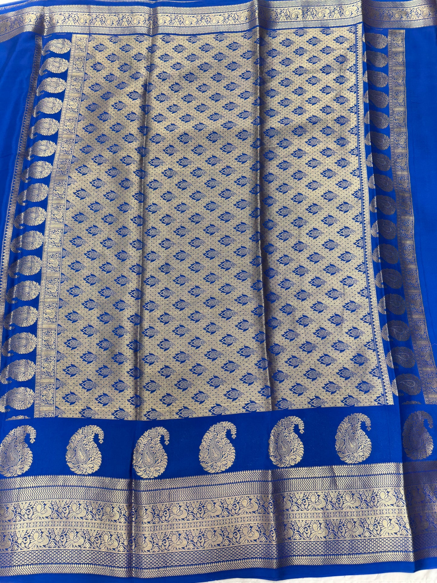 Mango motif peacock border with rich pallu