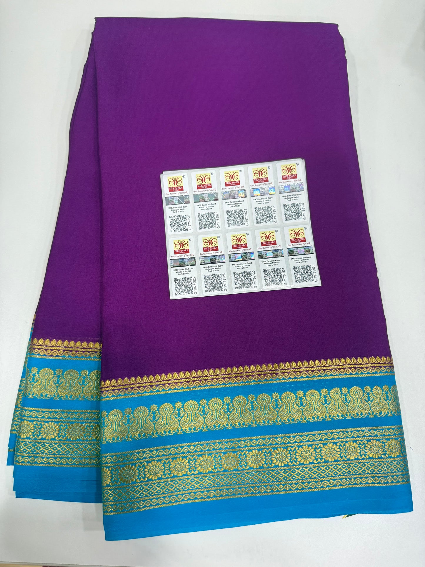 Thick border contact sarees