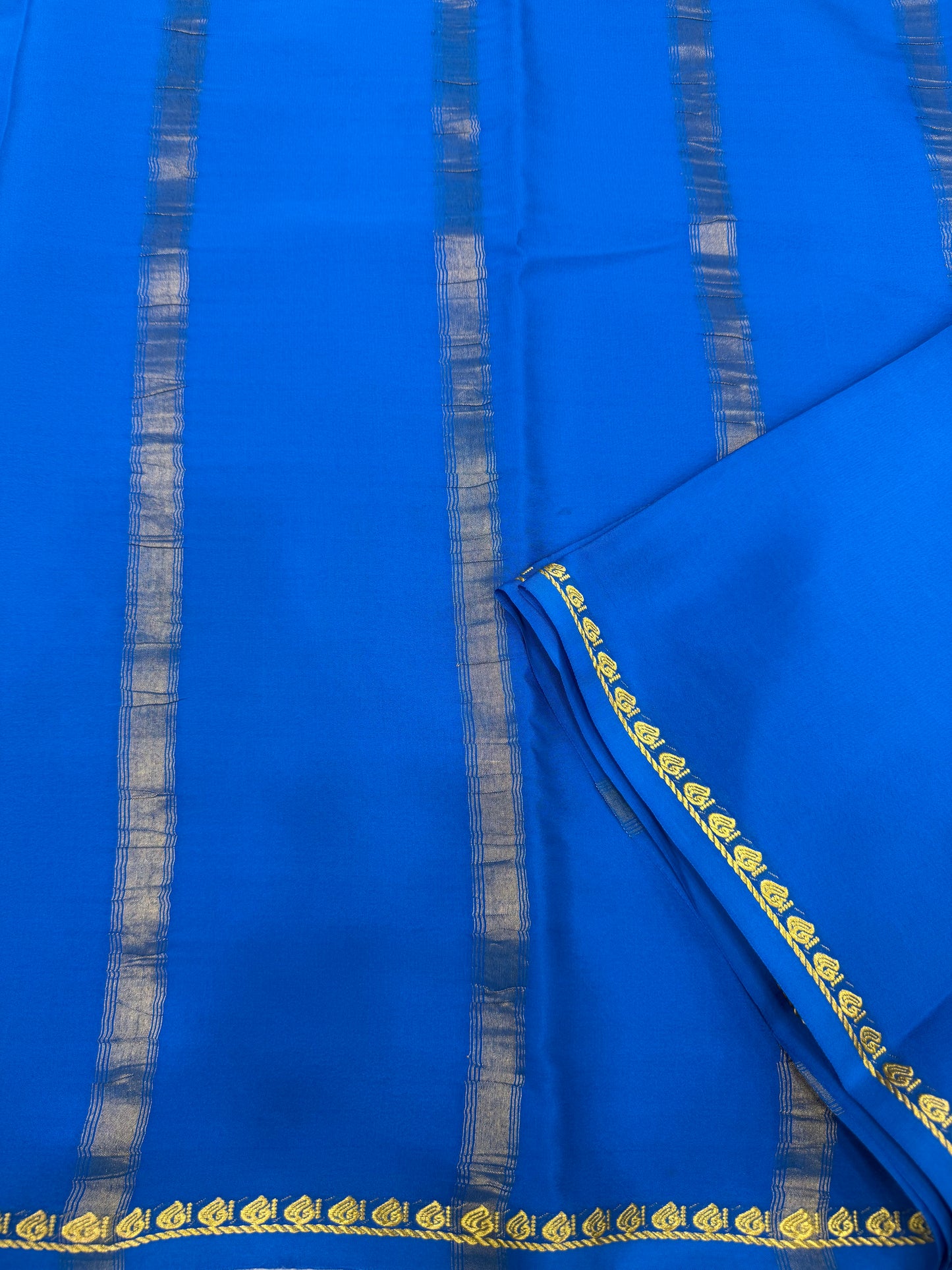 Self pencil line border