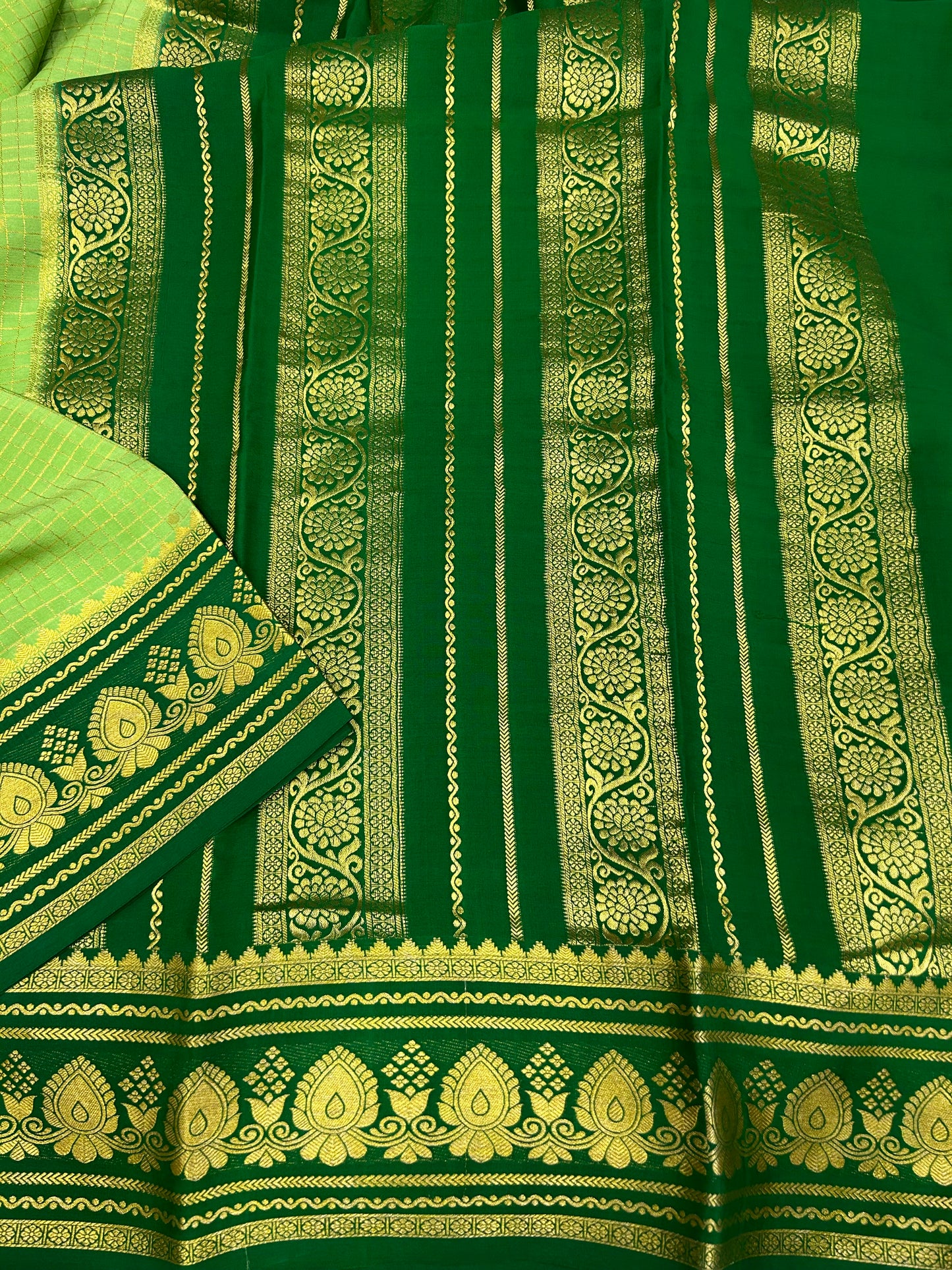Contrast checks Mysore silk