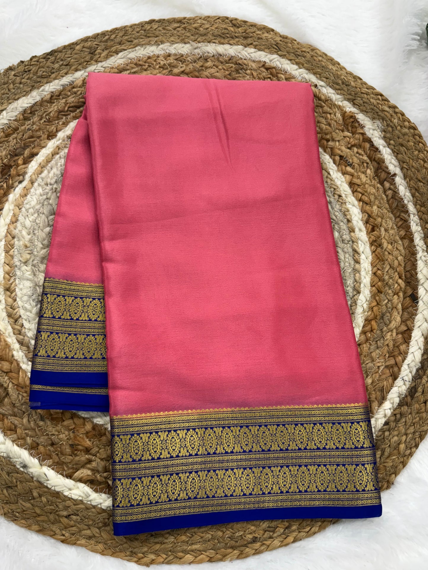 Contrast thick border