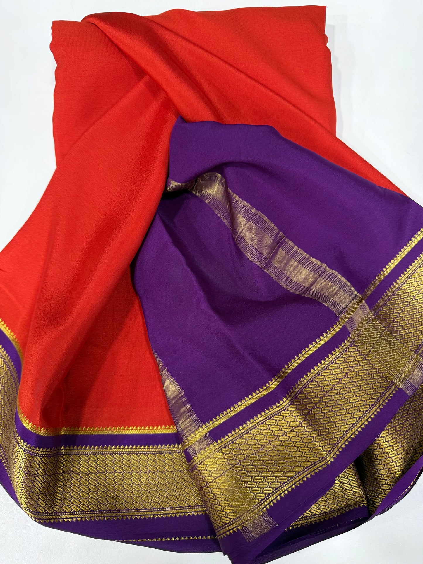 Contrast Mysore silk
