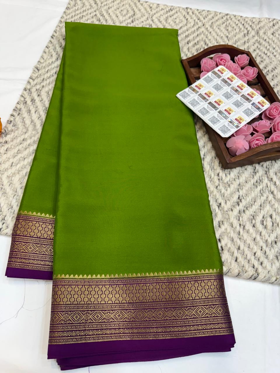 Mysore silk sarees contrast pattern