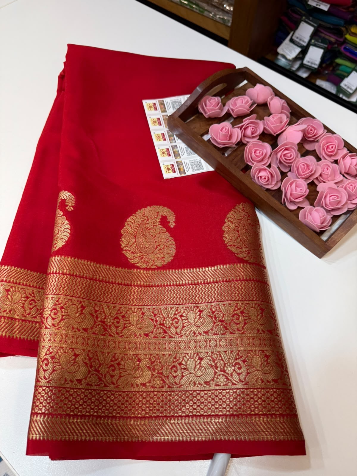 Mango motif peacock border with rich Pallu
