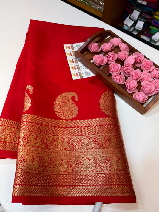 Mango motif peacock border with rich Pallu