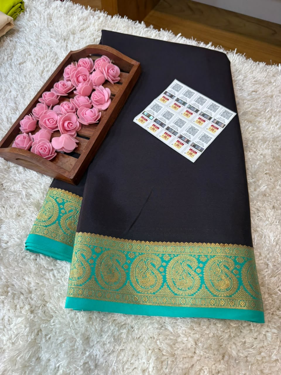 Mysore silk sarees contrast pattern