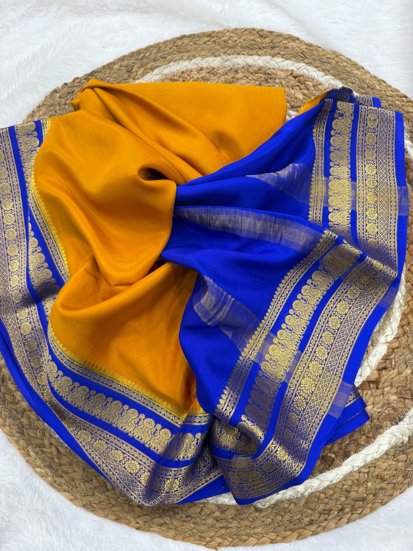 Contrast thick border