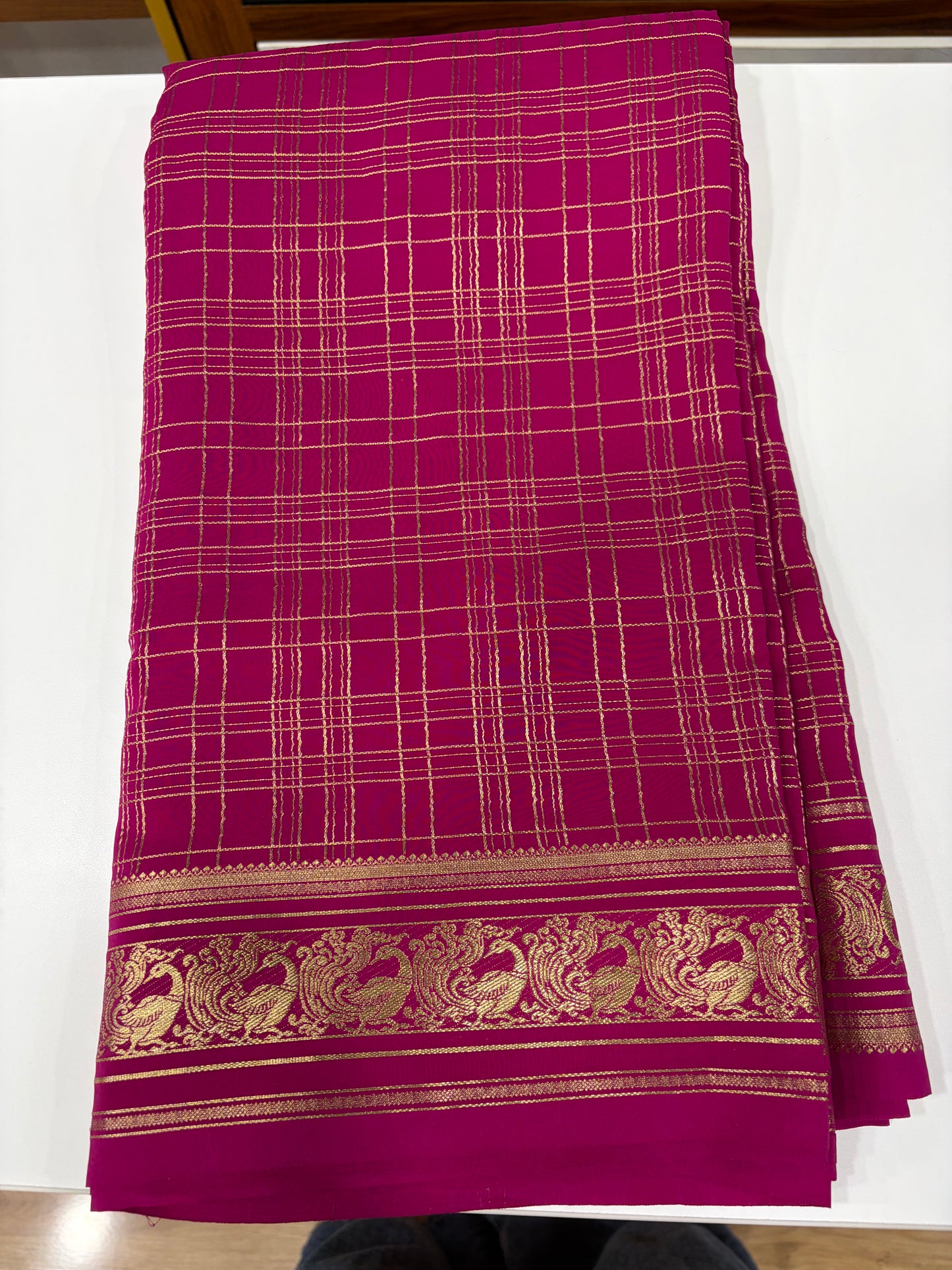 Pure Zari Multichecks